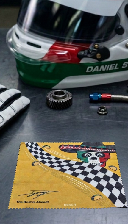 <strong>La colección de un campeón. BEKER x Daniel Suárez. Ya disponible</strong>🏎️