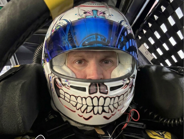 <h2><strong>Cuando un mexicano corre en NASCAR Cup, lo hacemos en grande</strong>.<br/><br/></h2>