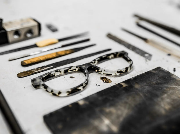 <strong>Hechos a Mano con Acetato Mazzucchelli</strong>